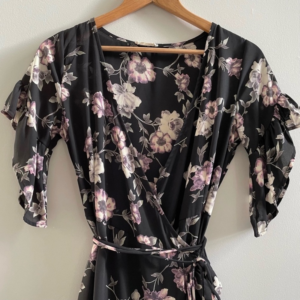 Floral Ruffle Mini Wrap Dress - Picture 4 of 9